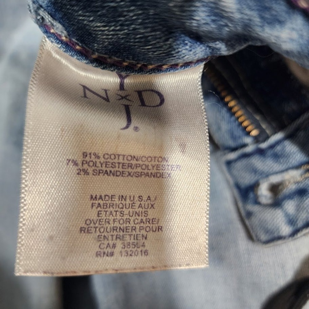 NYDJ Women's Straight Leg Jeans - Light Blue - Picture 11 of 11